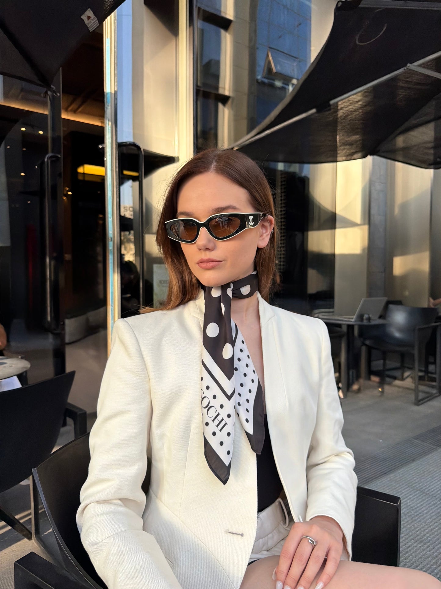 lady double polka scarf